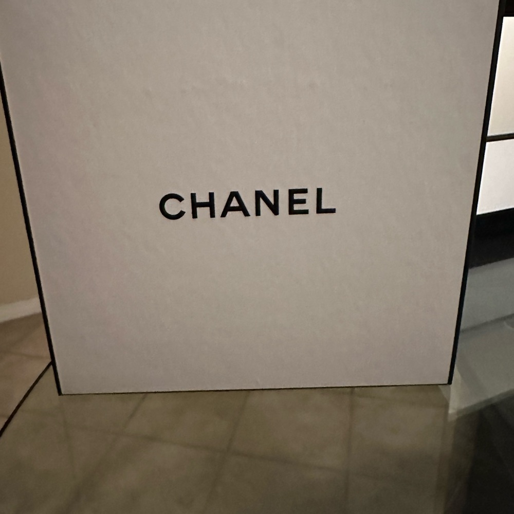 Chanel Storage Box New - Picture 5 of 6